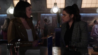 Charmed-Online-dot-nl_Charmed-1x11WitchPerfect01404.jpg