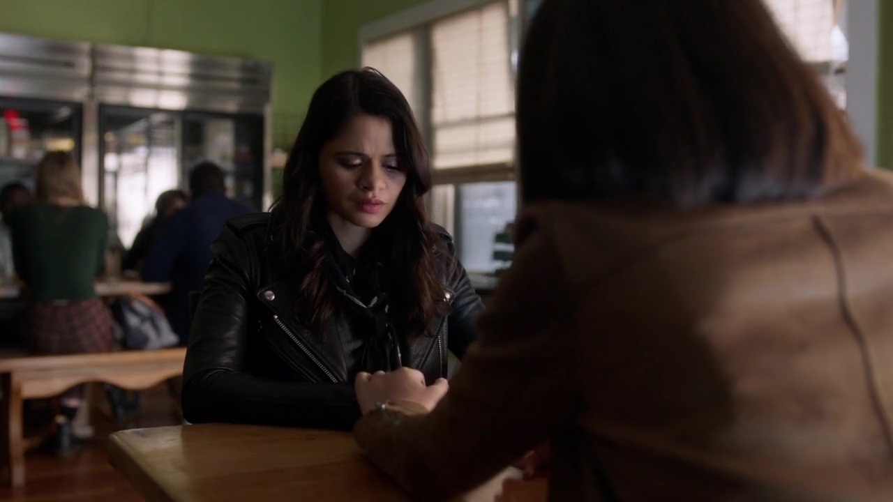Charmed-Online-dot-nl_Charmed-1x12YoureDeathToMe00687.jpg