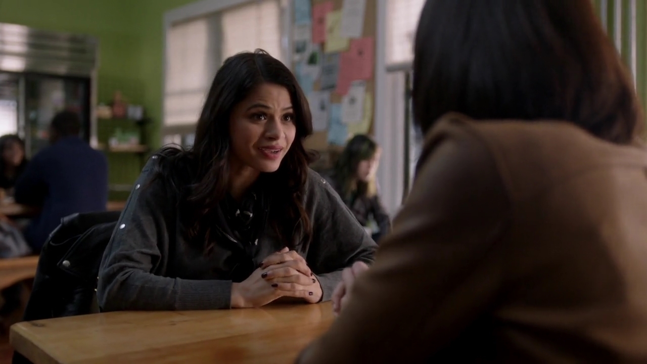 Charmed-Online-dot-nl_Charmed-1x12YoureDeathToMe00700.jpg