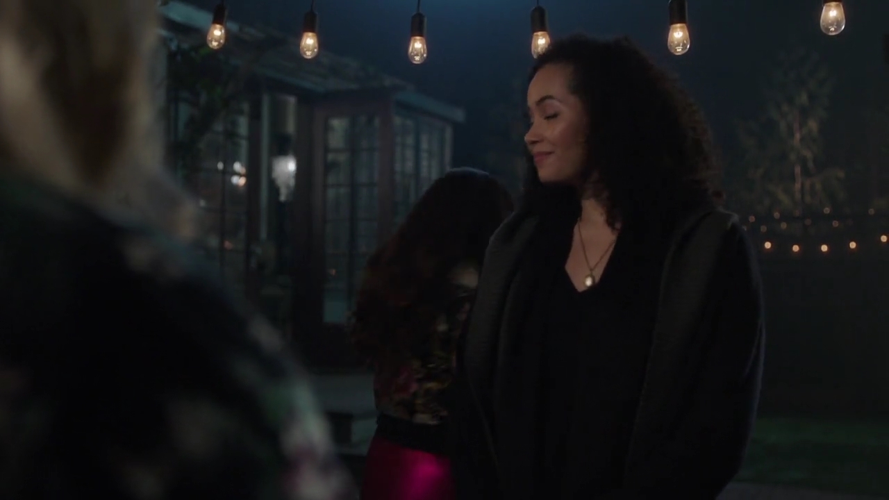 Charmed-Online-dot-nl_Charmed-1x12YoureDeathToMe01258.jpg Charmed-Online-dot-nl_Charmed-1x12YoureDeathToMe01258.jpg