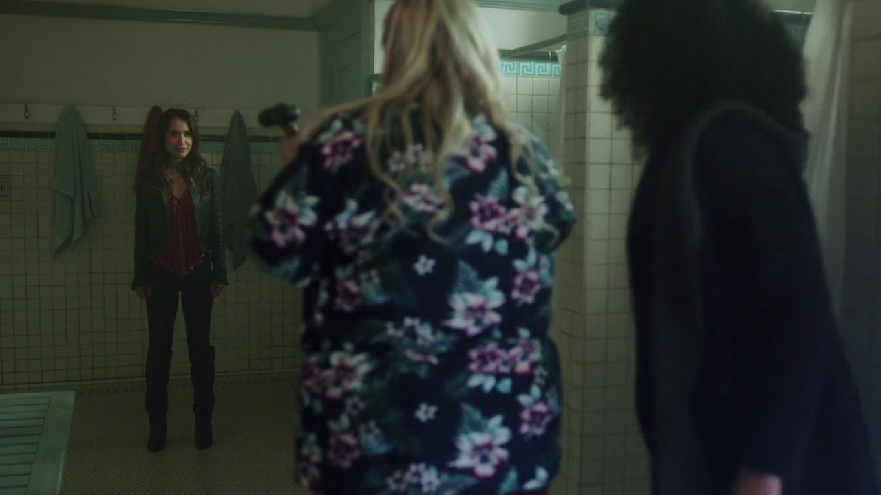 Charmed-Online-dot-nl_Charmed-1x12YoureDeathToMe01691.jpg Charmed-Online-dot-nl_Charmed-1x12YoureDeathToMe01691.jpg