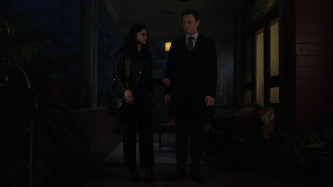 Charmed-Online-dot-nl_Charmed-1x12YoureDeathToMe02008.jpg