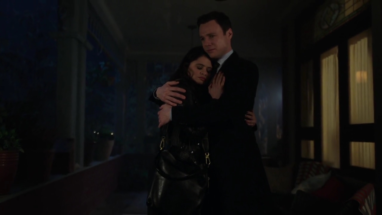 Charmed-Online-dot-nl_Charmed-1x12YoureDeathToMe02020.jpg