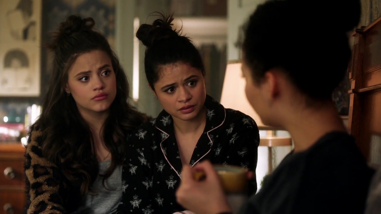 Charmed-Online-dot-nl_Charmed-1x12YoureDeathToMe02084.jpg