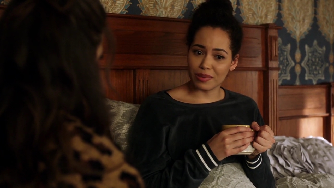 Charmed-Online-dot-nl_Charmed-1x12YoureDeathToMe02106.jpg