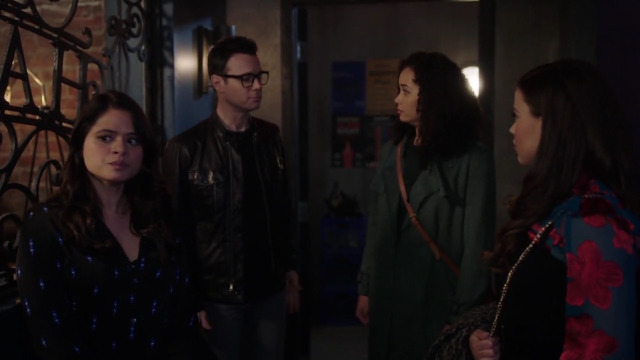 Charmed-Online-dot-nl_Charmed-1x13ManicPixieNightmare00338.jpg
