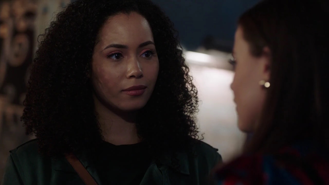 Charmed-Online-dot-nl_Charmed-1x13ManicPixieNightmare00440.jpg