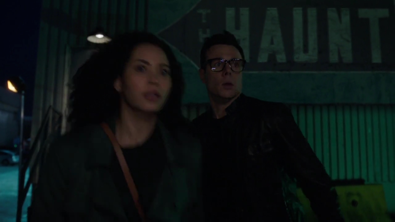 Charmed-Online-dot-nl_Charmed-1x13ManicPixieNightmare00596.jpg