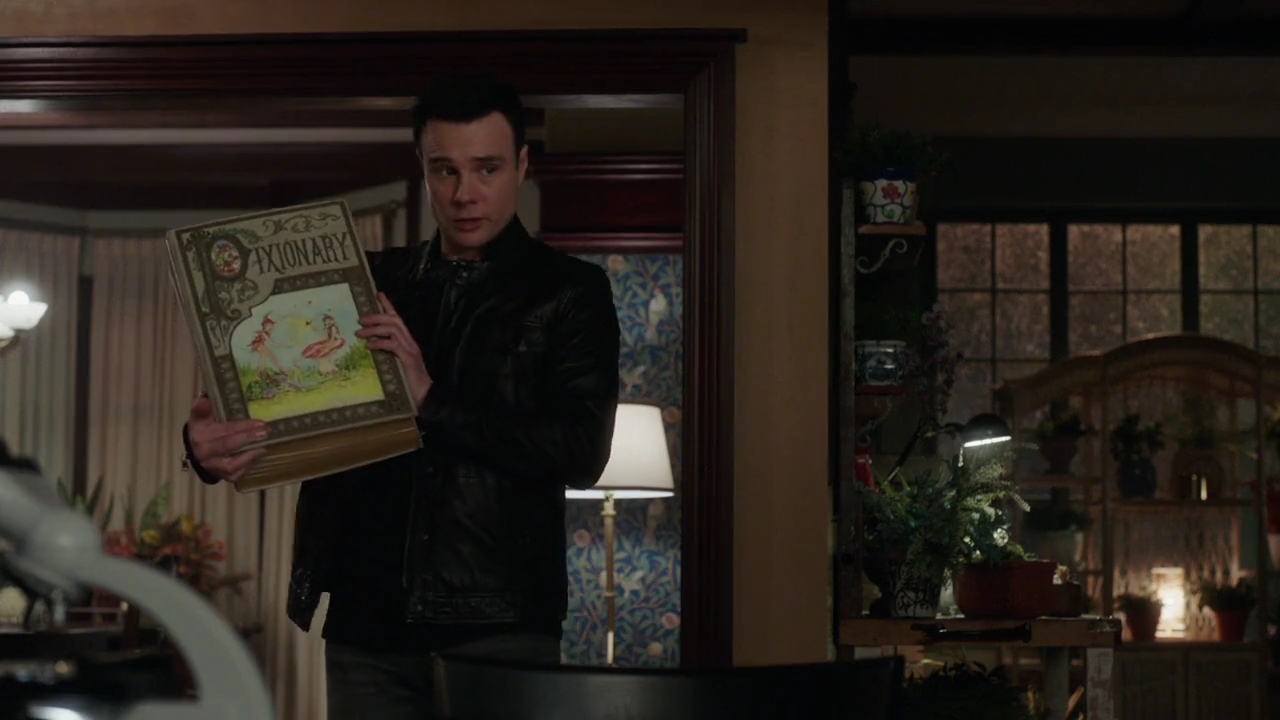 Charmed-Online-dot-nl_Charmed-1x13ManicPixieNightmare00663.jpg