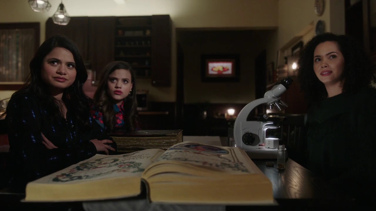 Charmed-Online-dot-nl_Charmed-1x13ManicPixieNightmare00699.jpg