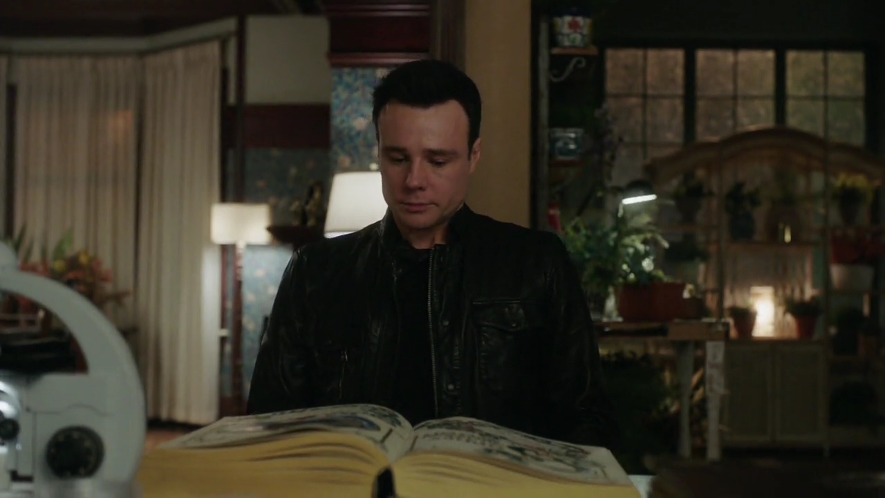 Charmed-Online-dot-nl_Charmed-1x13ManicPixieNightmare00725.jpg