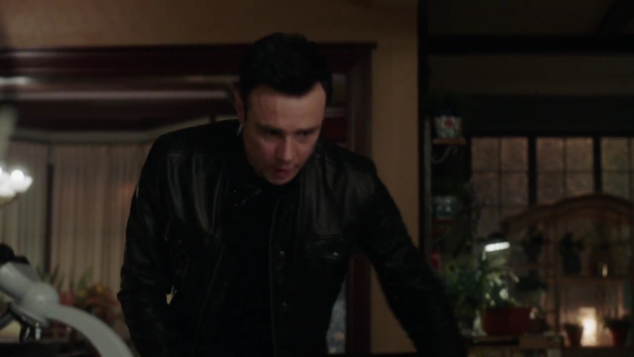 Charmed-Online-dot-nl_Charmed-1x13ManicPixieNightmare00738.jpg