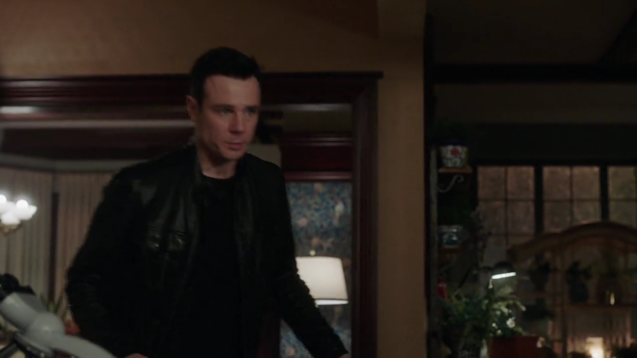 Charmed-Online-dot-nl_Charmed-1x13ManicPixieNightmare00739.jpg