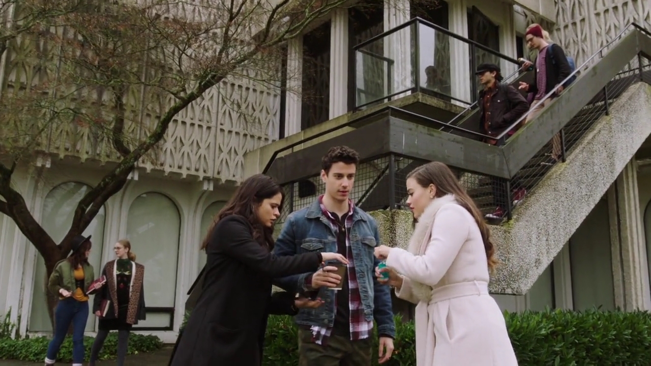 Charmed-Online-dot-nl_Charmed-1x13ManicPixieNightmare00985.jpg