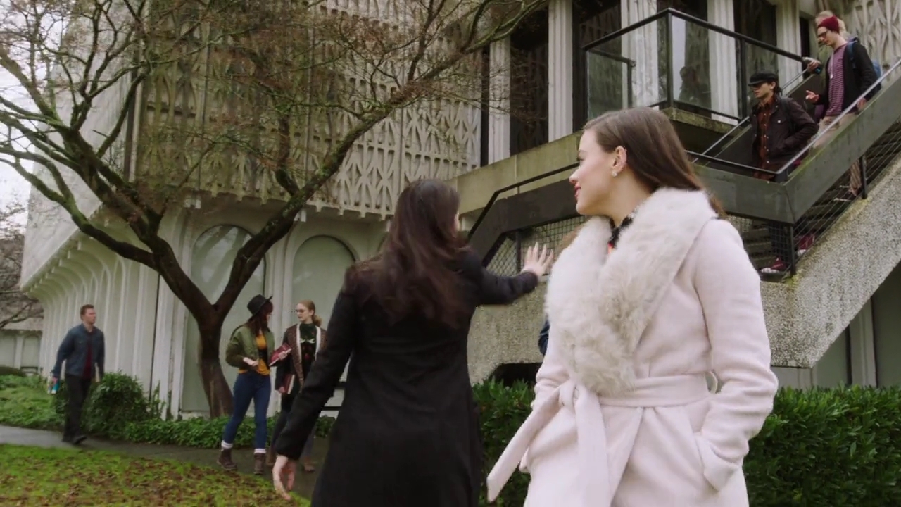 Charmed-Online-dot-nl_Charmed-1x13ManicPixieNightmare01003.jpg