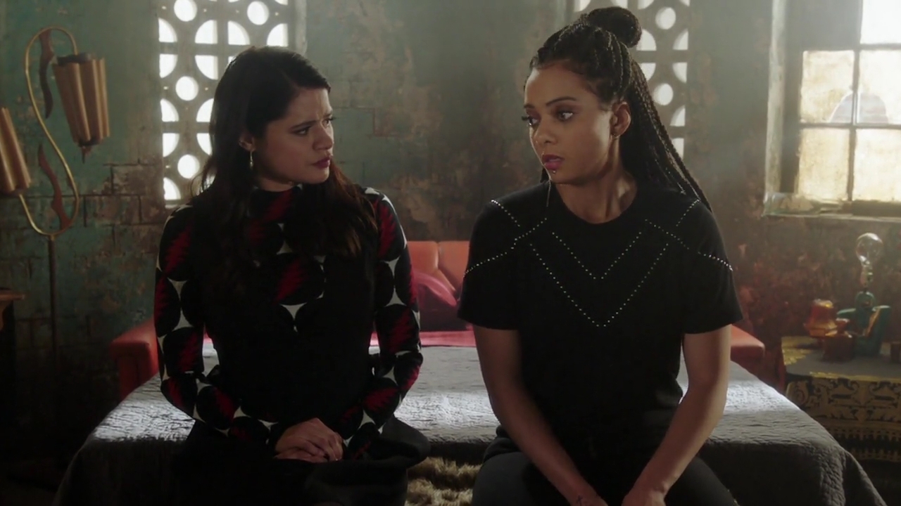 Charmed-Online-dot-nl_Charmed-1x13ManicPixieNightmare01138.jpg