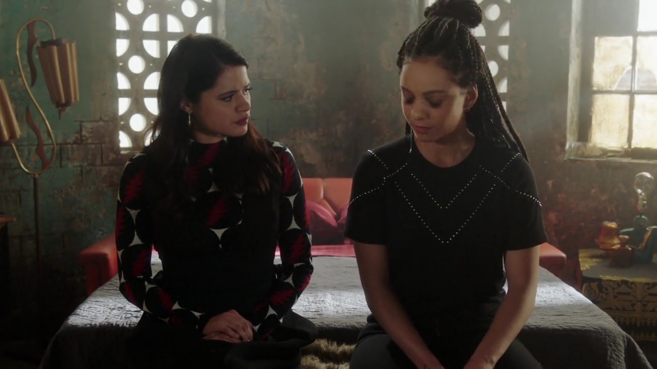 Charmed-Online-dot-nl_Charmed-1x13ManicPixieNightmare01141.jpg