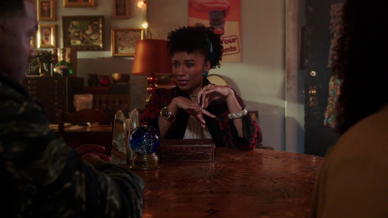 Charmed-Online-dot-nl_Charmed-1x13ManicPixieNightmare01172.jpg