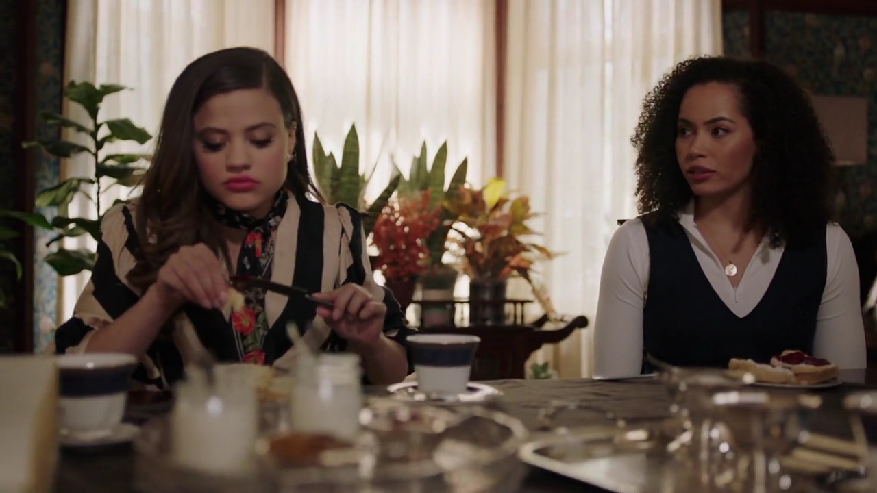 Charmed-Online-dot-nl_Charmed-1x13ManicPixieNightmare01445.jpg