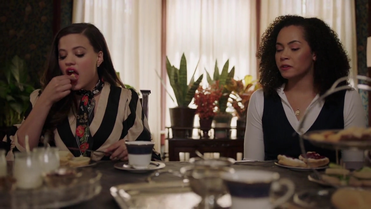 Charmed-Online-dot-nl_Charmed-1x13ManicPixieNightmare01448.jpg