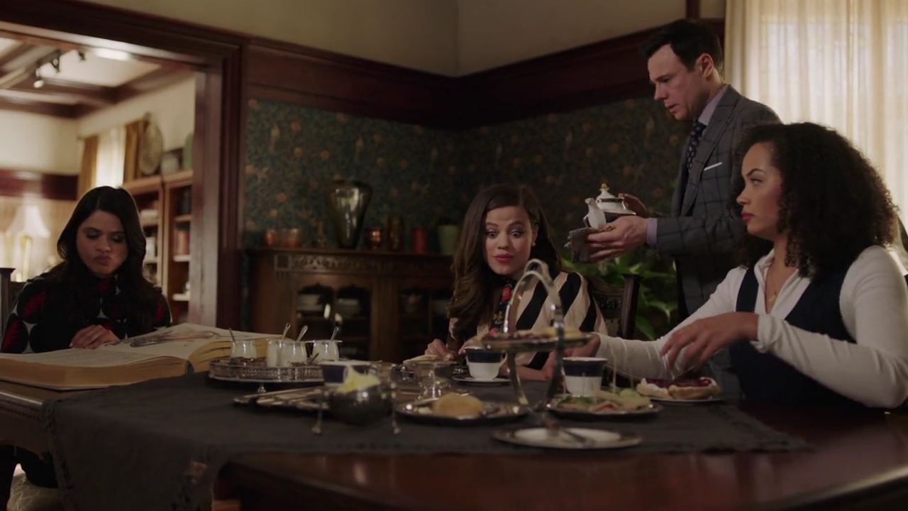 Charmed-Online-dot-nl_Charmed-1x13ManicPixieNightmare01464.jpg