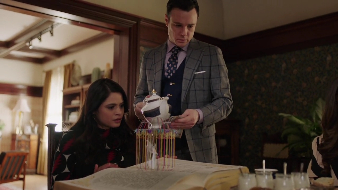 Charmed-Online-dot-nl_Charmed-1x13ManicPixieNightmare01475.jpg