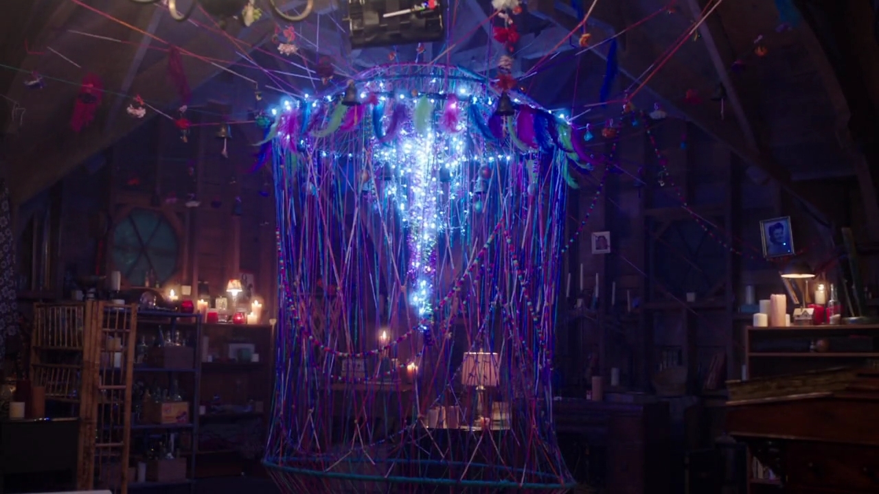 Charmed-Online-dot-nl_Charmed-1x13ManicPixieNightmare01500.jpg