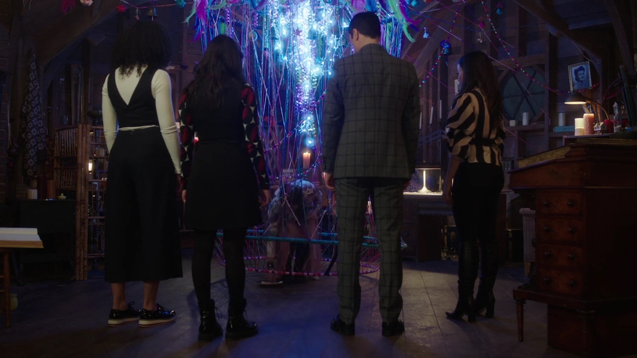 Charmed-Online-dot-nl_Charmed-1x13ManicPixieNightmare01590.jpg