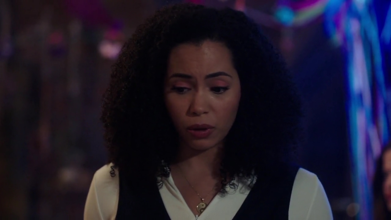 Charmed-Online-dot-nl_Charmed-1x13ManicPixieNightmare01659.jpg