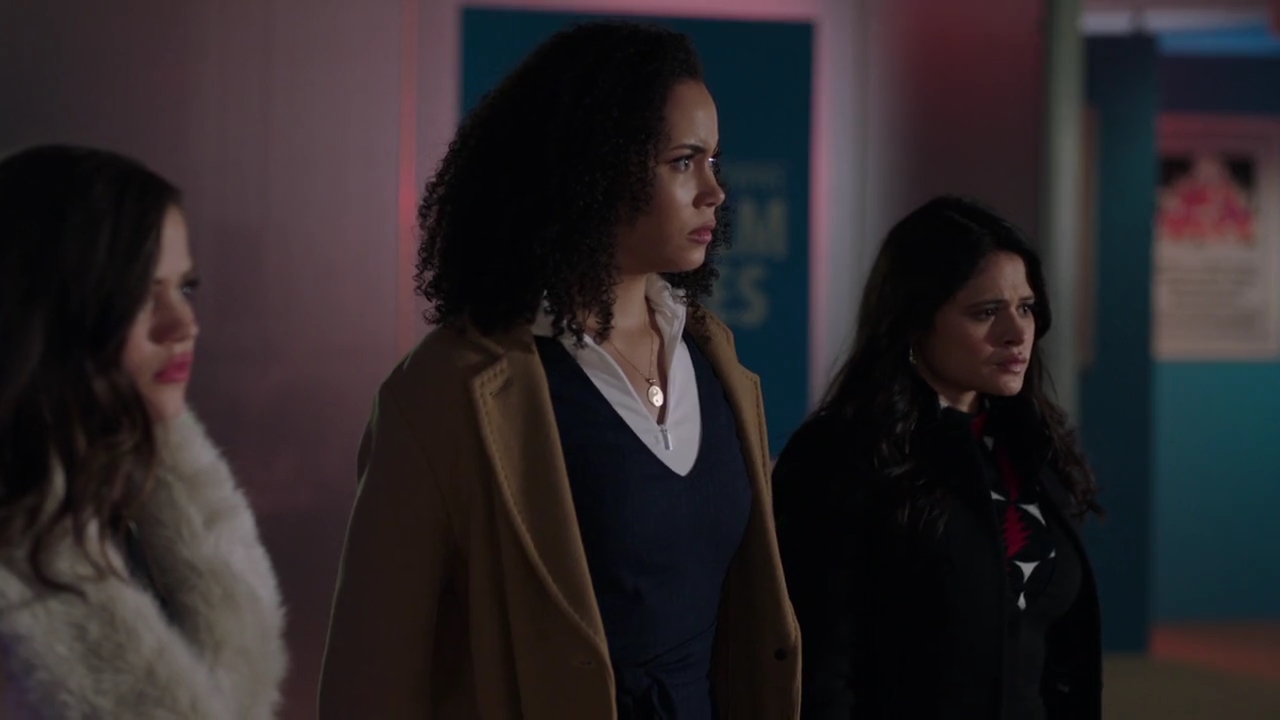 Charmed-Online-dot-nl_Charmed-1x13ManicPixieNightmare01790.jpg