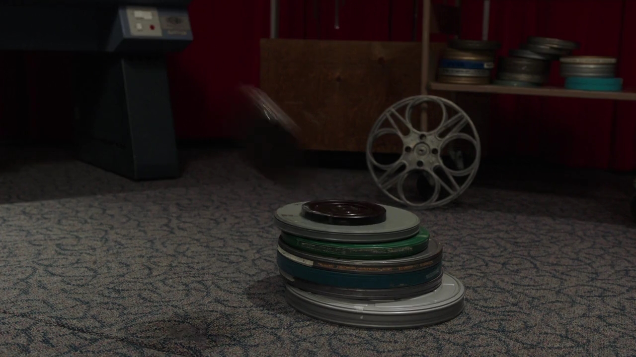 Charmed-Online-dot-nl_Charmed-1x13ManicPixieNightmare01850.jpg