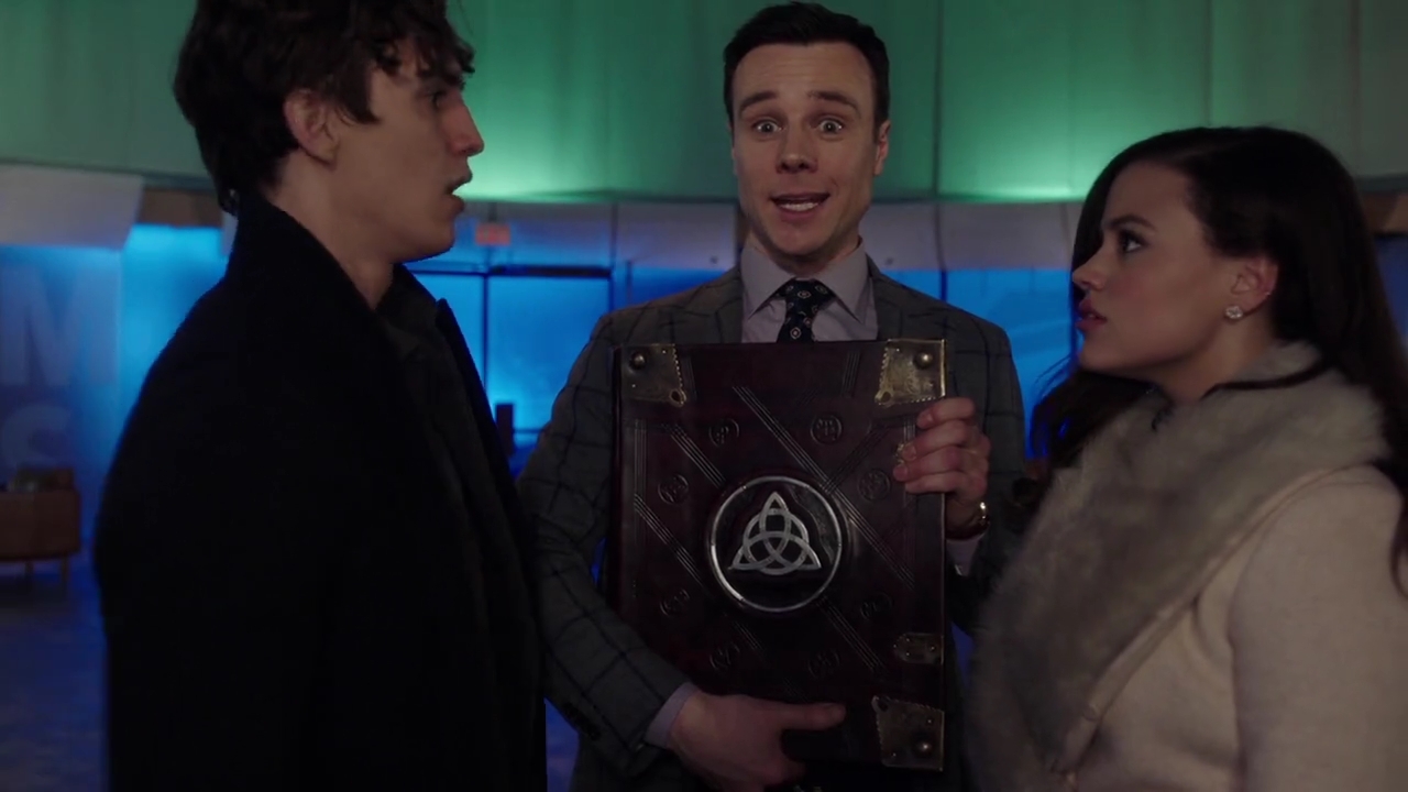 Charmed-Online-dot-nl_Charmed-1x13ManicPixieNightmare01887.jpg