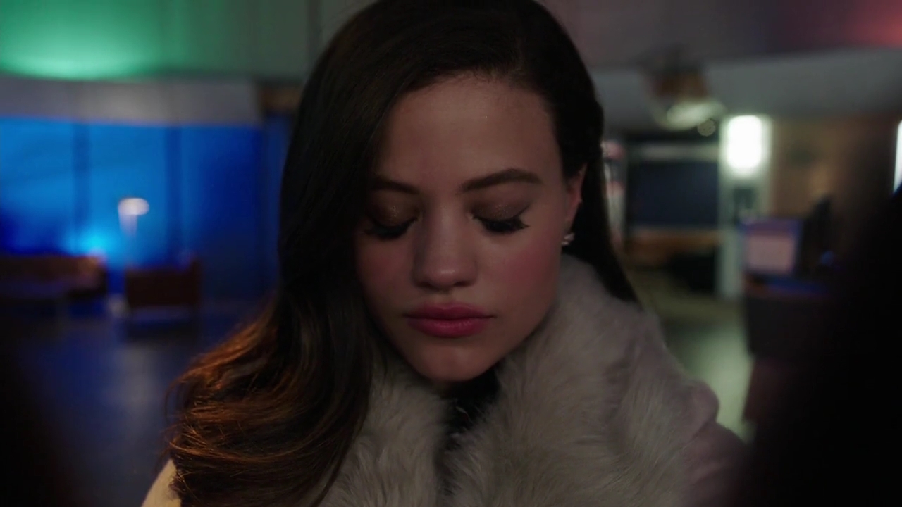 Charmed-Online-dot-nl_Charmed-1x13ManicPixieNightmare01890.jpg