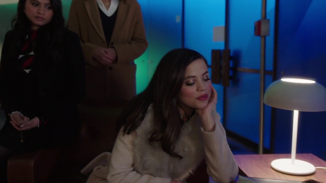 Charmed-Online-dot-nl_Charmed-1x13ManicPixieNightmare01926.jpg