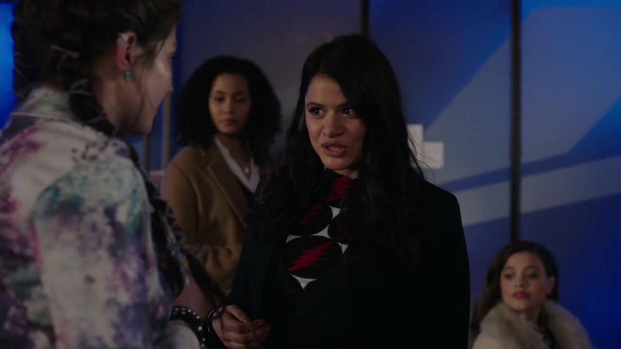 Charmed-Online-dot-nl_Charmed-1x13ManicPixieNightmare01934.jpg
