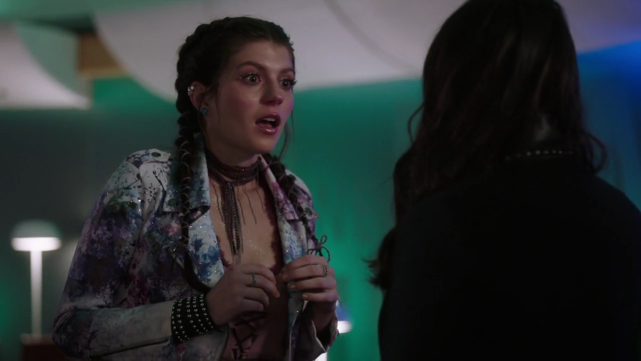 Charmed-Online-dot-nl_Charmed-1x13ManicPixieNightmare01942.jpg