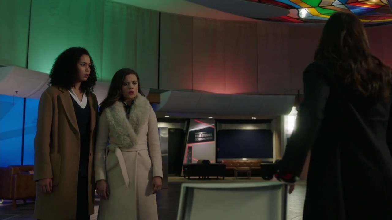 Charmed-Online-dot-nl_Charmed-1x13ManicPixieNightmare02106.jpg Charmed-Online-dot-nl_Charmed-1x13ManicPixieNightmare02106.jpg