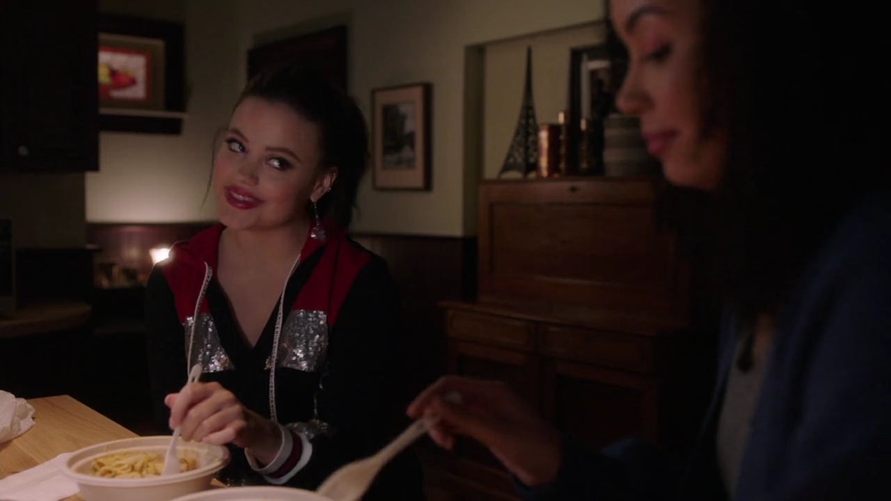 Charmed-Online-dot-nl_Charmed-1x13ManicPixieNightmare02179.jpg
