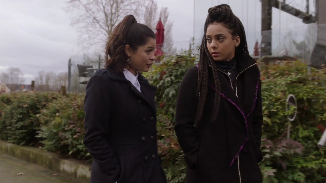 Charmed-Online-dot-nl_Charmed-1x13ManicPixieNightmare02271.jpg