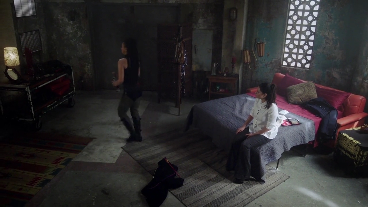 Charmed-Online-dot-nl_Charmed-1x14TouchedByADemon00062.jpg