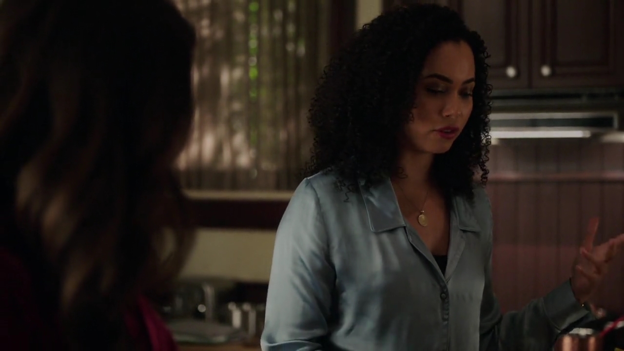 Charmed-Online-dot-nl_Charmed-1x14TouchedByADemon00147.jpg
