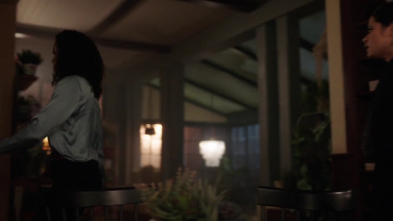 Charmed-Online-dot-nl_Charmed-1x14TouchedByADemon00340.jpg
