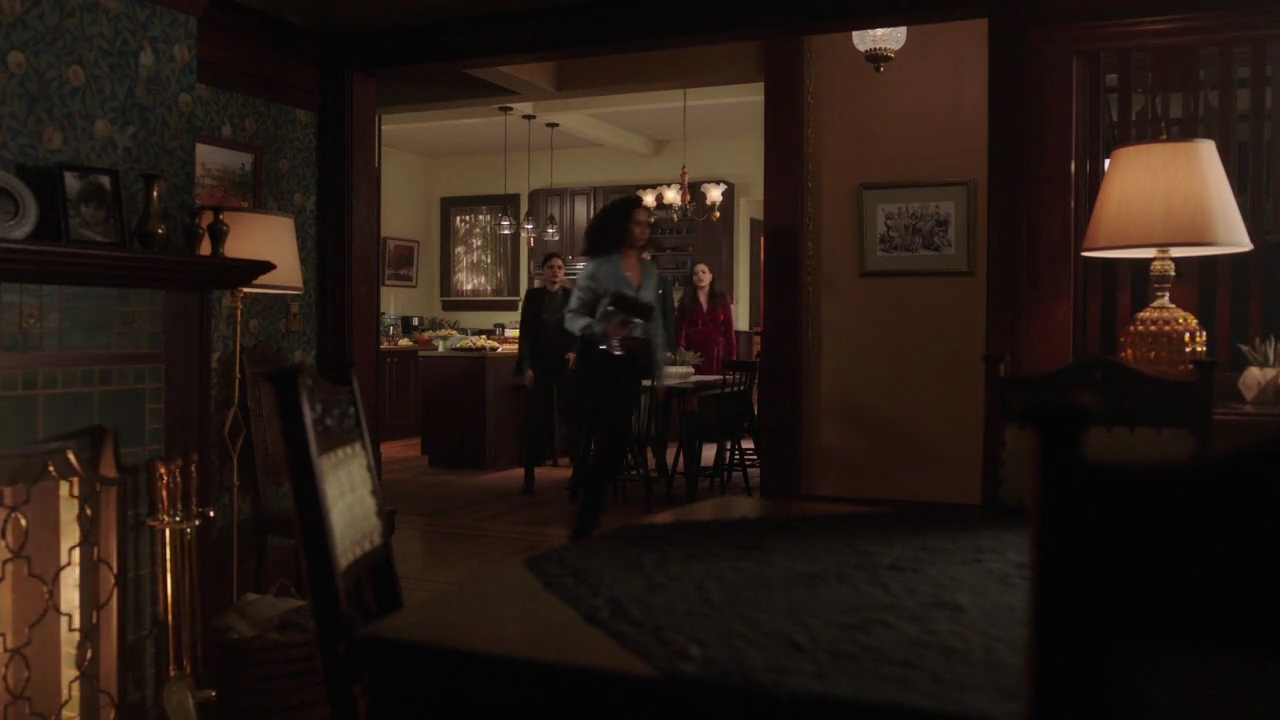 Charmed-Online-dot-nl_Charmed-1x14TouchedByADemon00347.jpg
