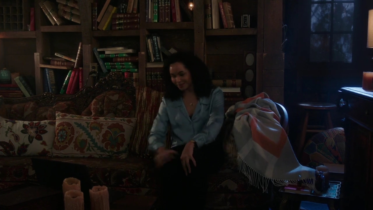 Charmed-Online-dot-nl_Charmed-1x14TouchedByADemon00375.jpg