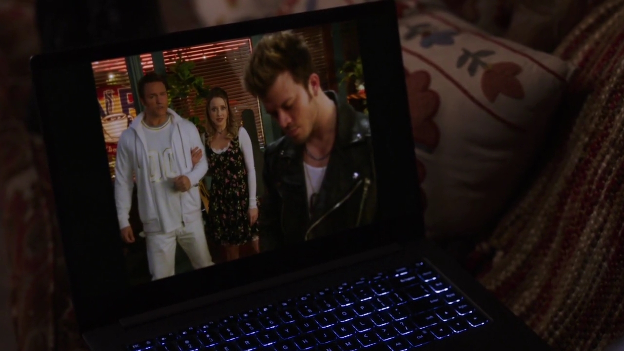 Charmed-Online-dot-nl_Charmed-1x14TouchedByADemon00392.jpg