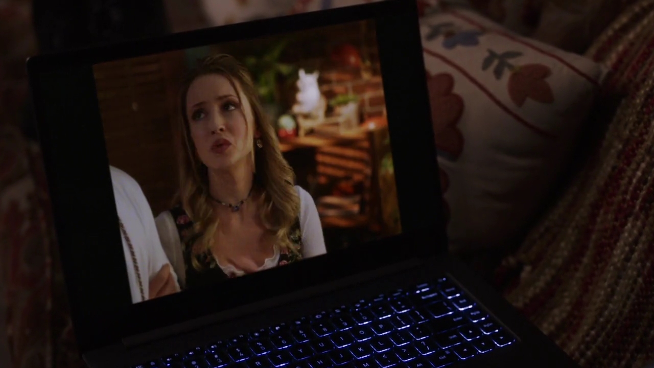 Charmed-Online-dot-nl_Charmed-1x14TouchedByADemon00393.jpg