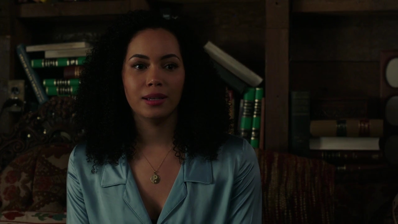 Charmed-Online-dot-nl_Charmed-1x14TouchedByADemon00442.jpg