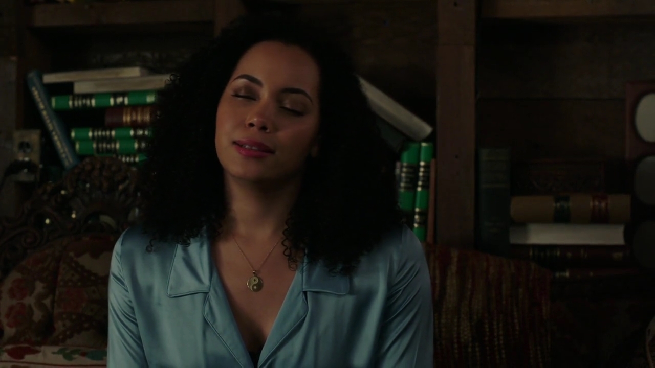 Charmed-Online-dot-nl_Charmed-1x14TouchedByADemon00444.jpg