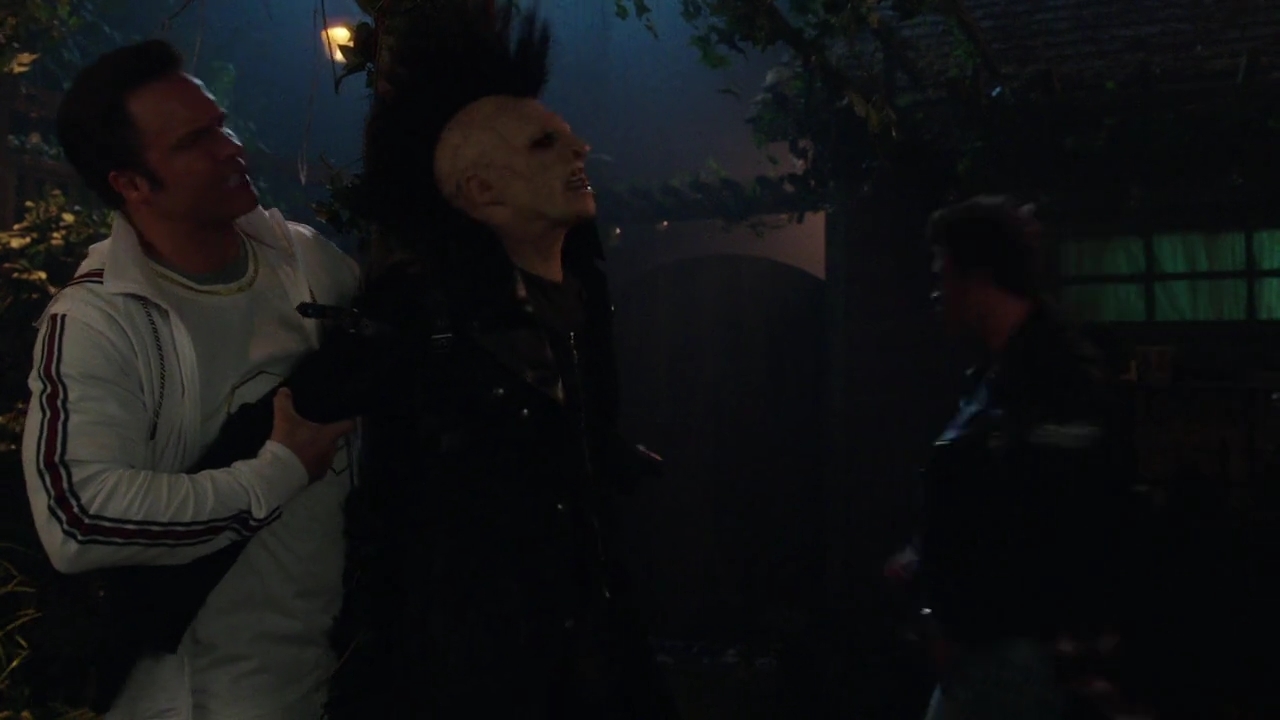 Charmed-Online-dot-nl_Charmed-1x14TouchedByADemon00682.jpg