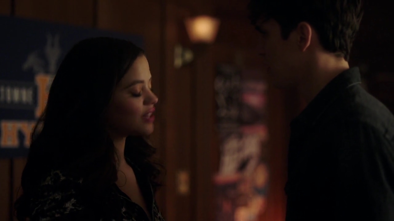 Charmed-Online-dot-nl_Charmed-1x14TouchedByADemon00787.jpg